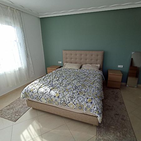Appartement Familial Au Centre De Nador Ville المظهر الخارجي الصورة