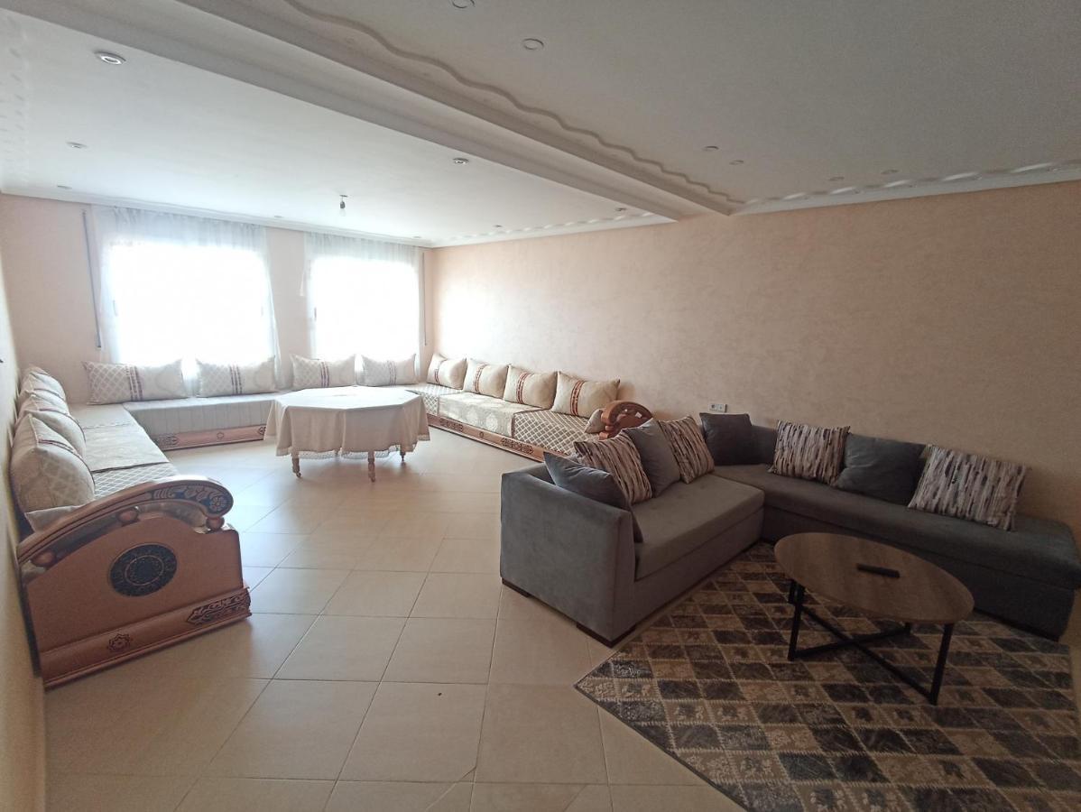 Appartement Familial Au Centre De Nador Ville المظهر الخارجي الصورة
