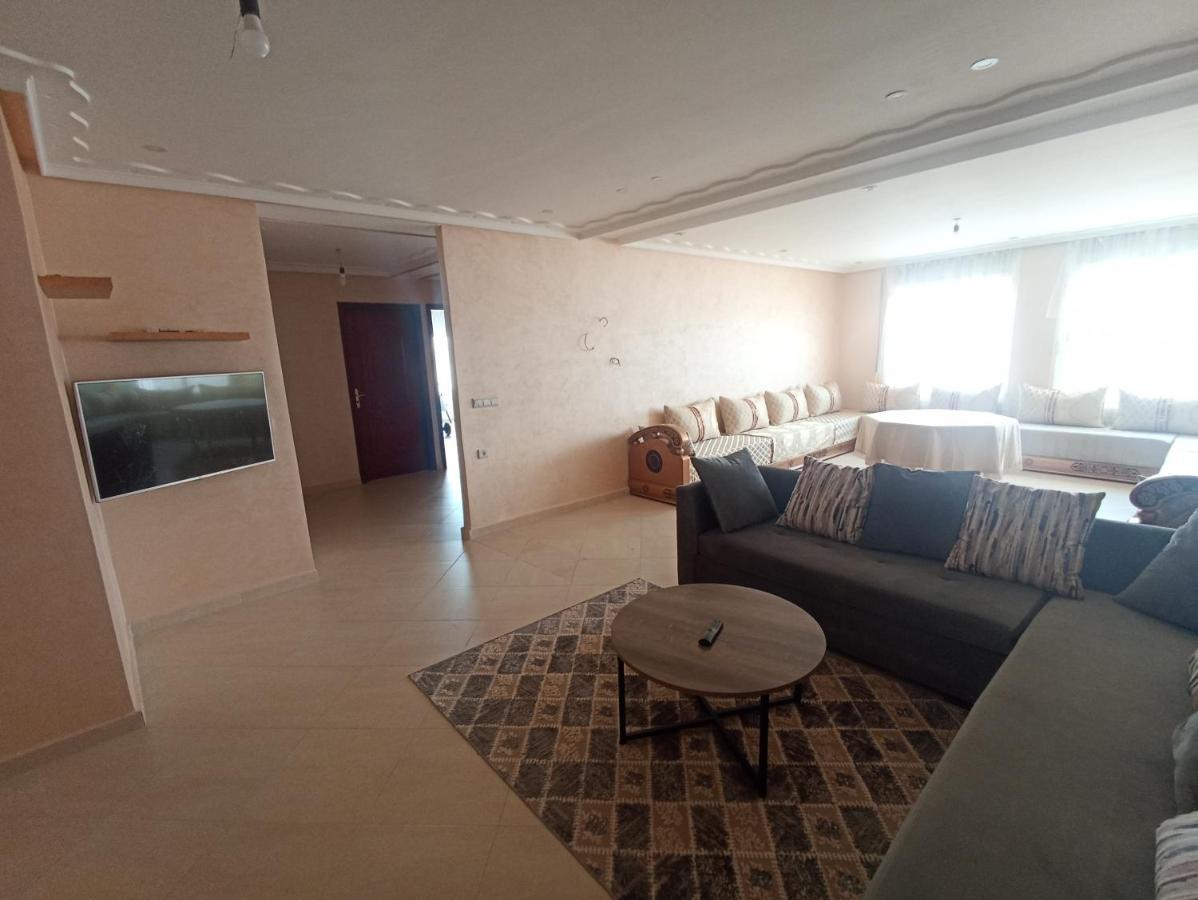 Appartement Familial Au Centre De Nador Ville المظهر الخارجي الصورة