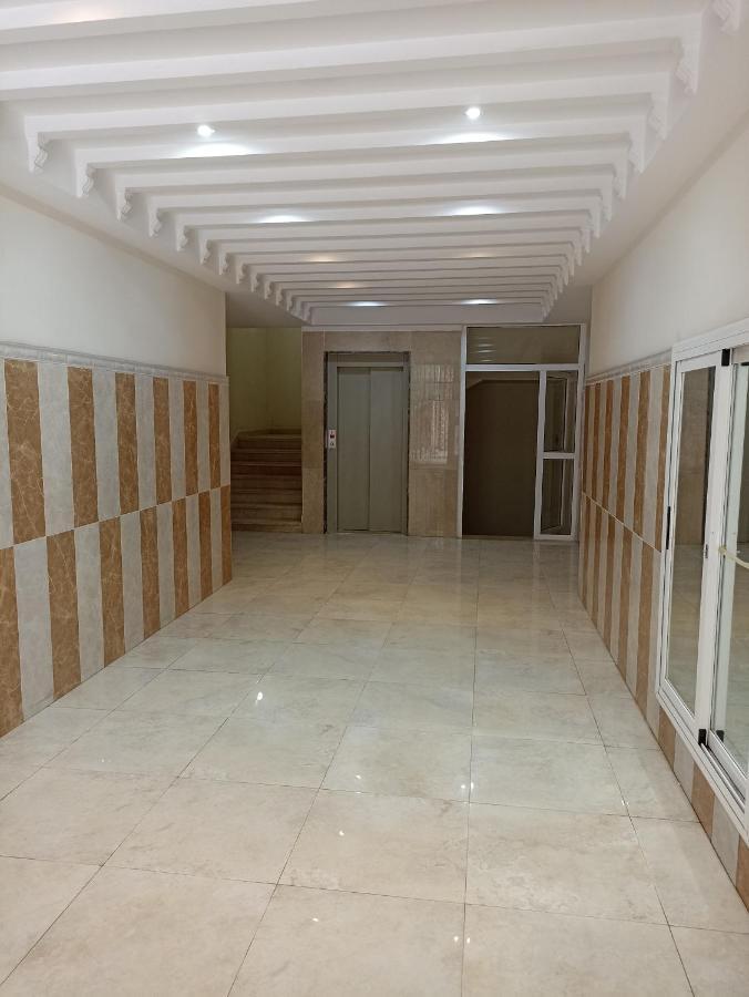 Appartement Familial Au Centre De Nador Ville المظهر الخارجي الصورة